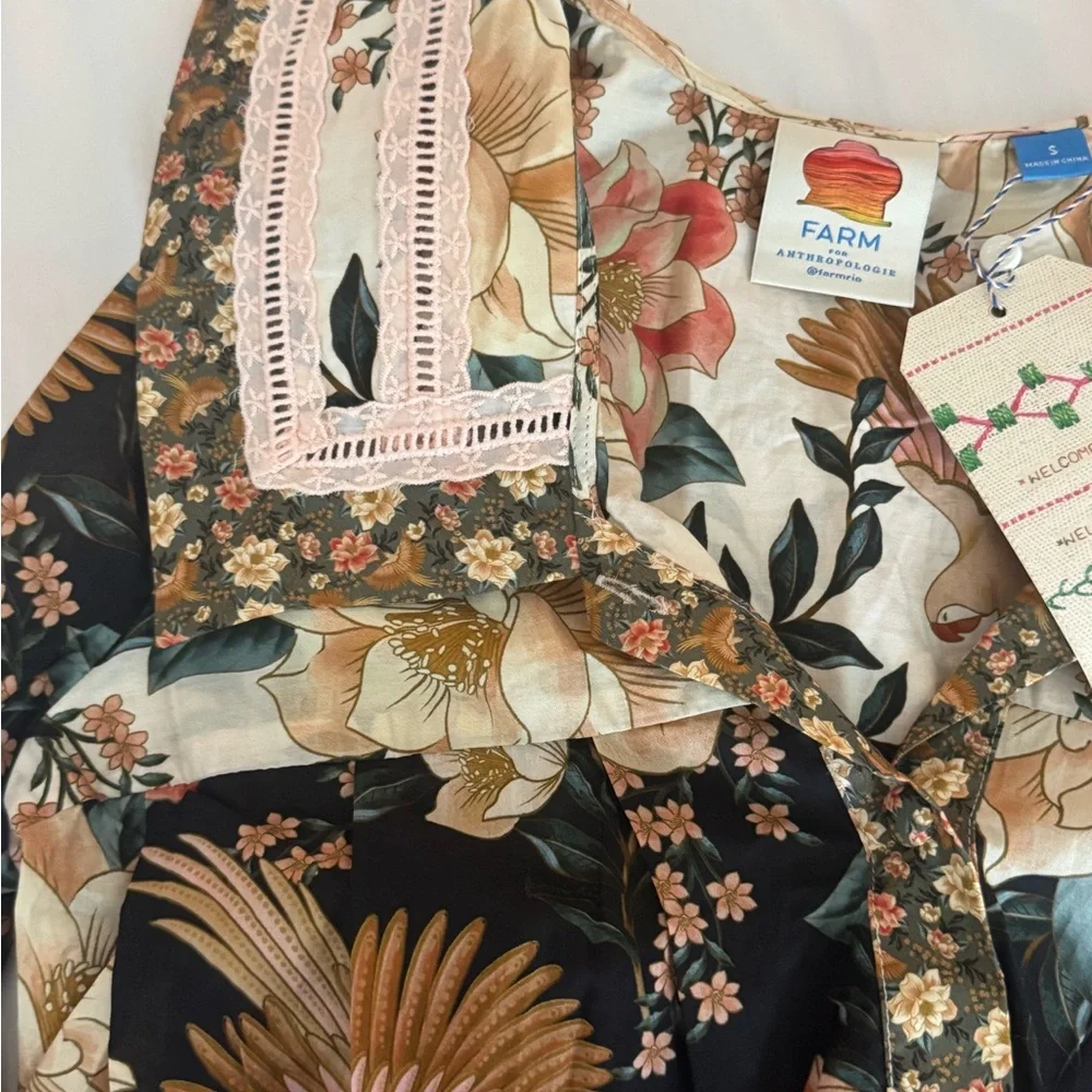 Farm Rio Long-Sleeve Collared Embroidered Blouse - Picture 6 of 7